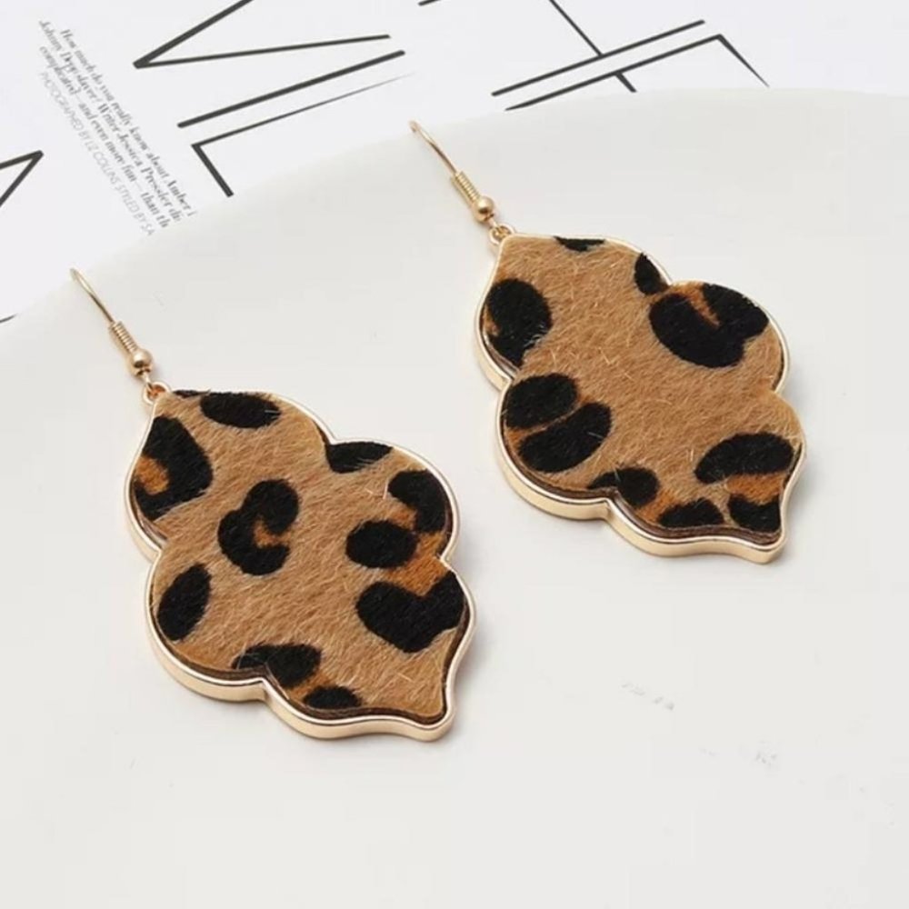 Morocco Dangling Earrings Textured Cheetah Print